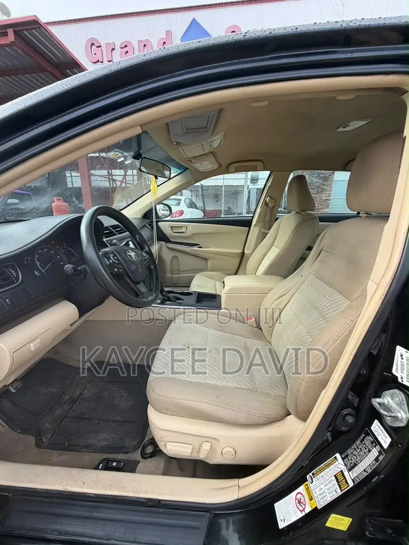 Toyota Camry LE 4dr Sedan (2.5L 4cyl 6A) 2015 Black