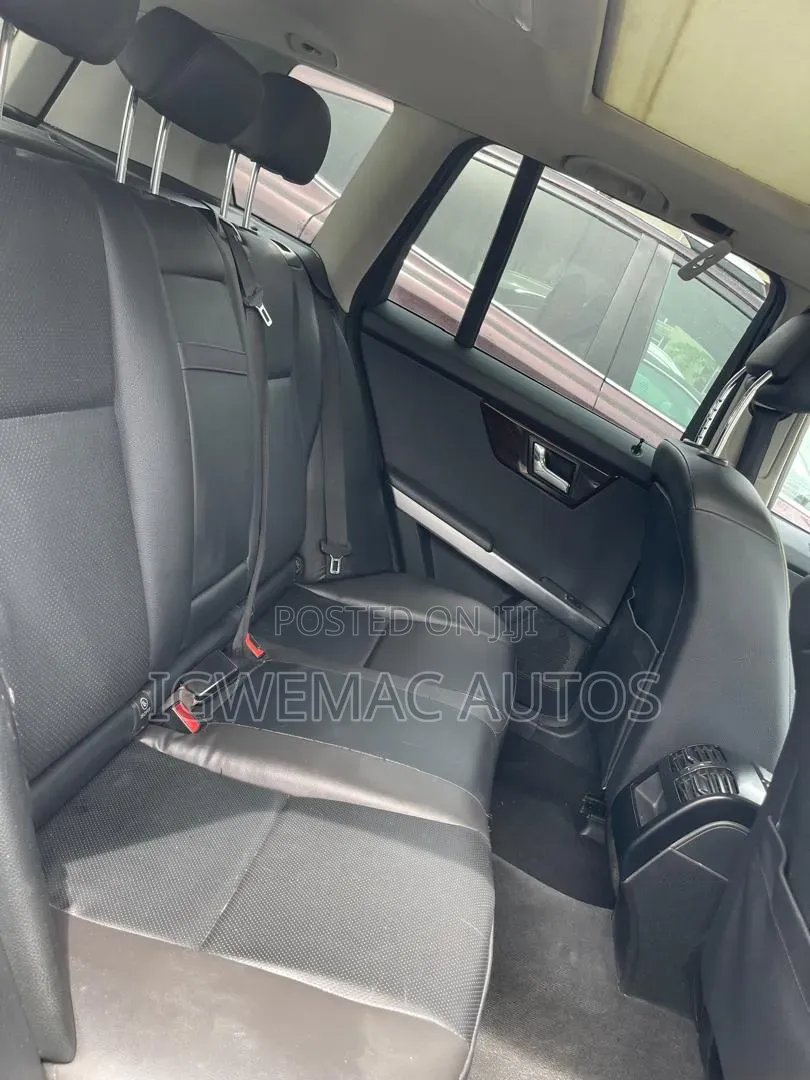 Mercedes-Benz GLK-Class 350 4MATIC 2010 White