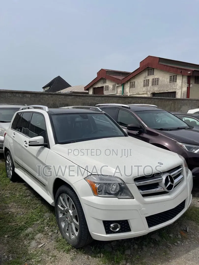 Mercedes-Benz GLK-Class 350 4MATIC 2010 White