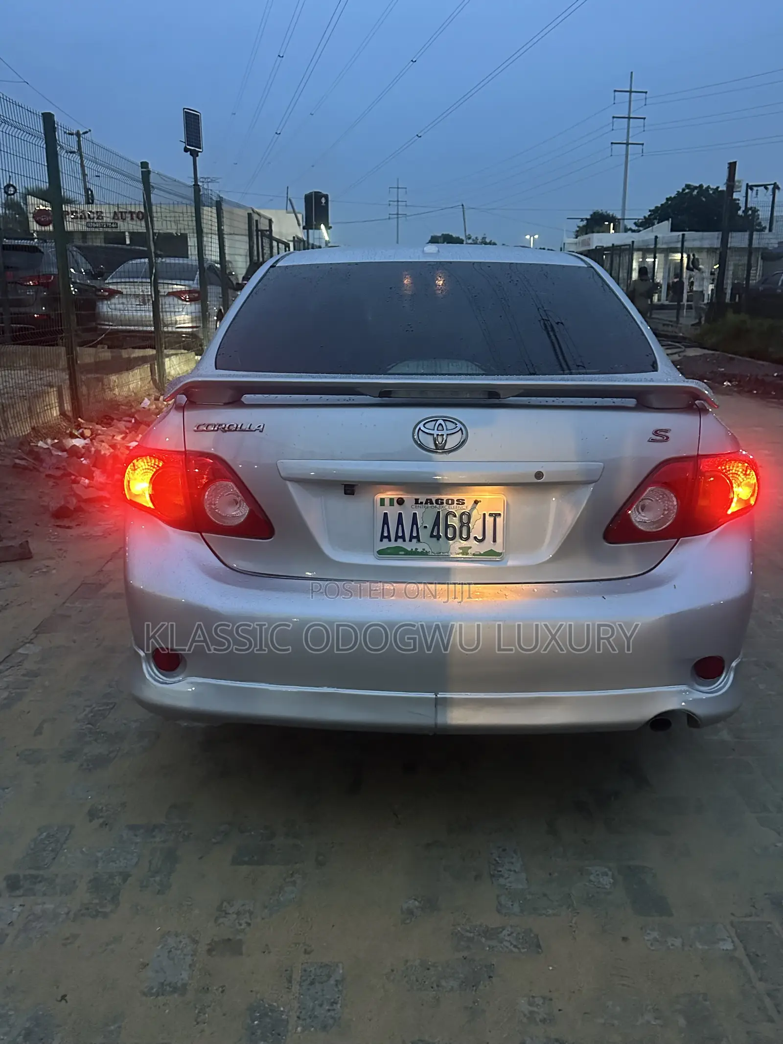 Toyota Corolla S 4dr Sedan (1.8L 4cyl 4A) 2011 Silver