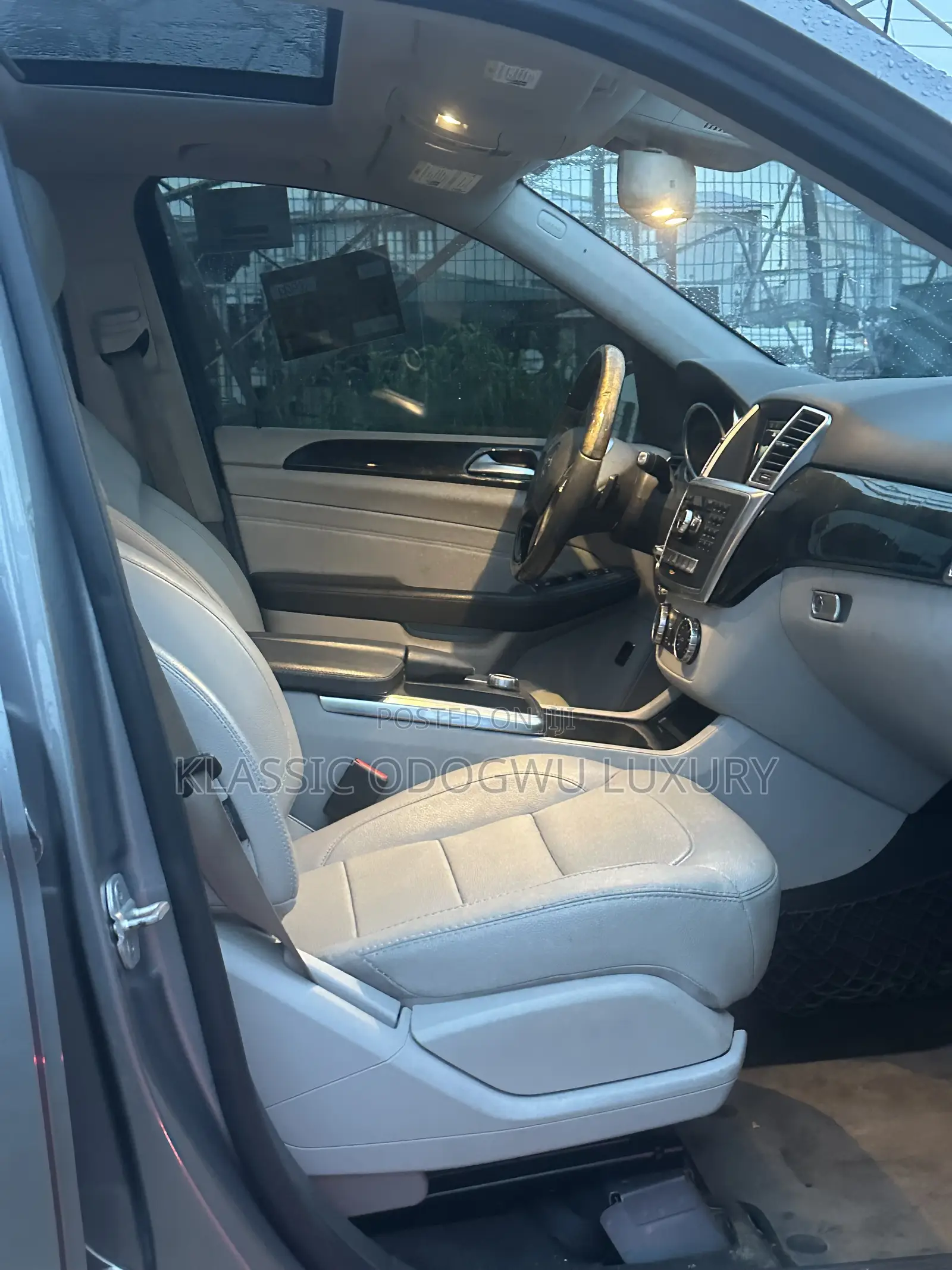 Mercedes-Benz M Class ML350 4MATIC 4dr SUV AWD (3.5L 6cyl 7A) 2014 Gray