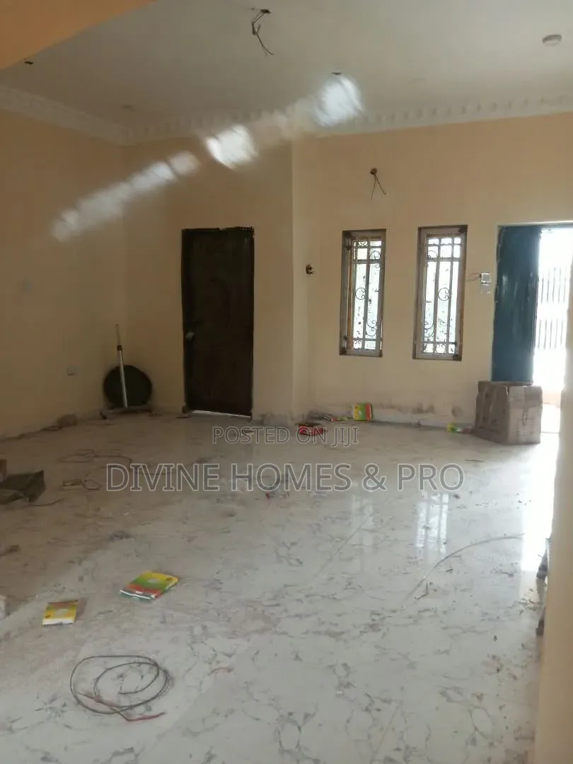 3bdrm Block of Flats in Gwagwalada Dukpa, Giri for rent