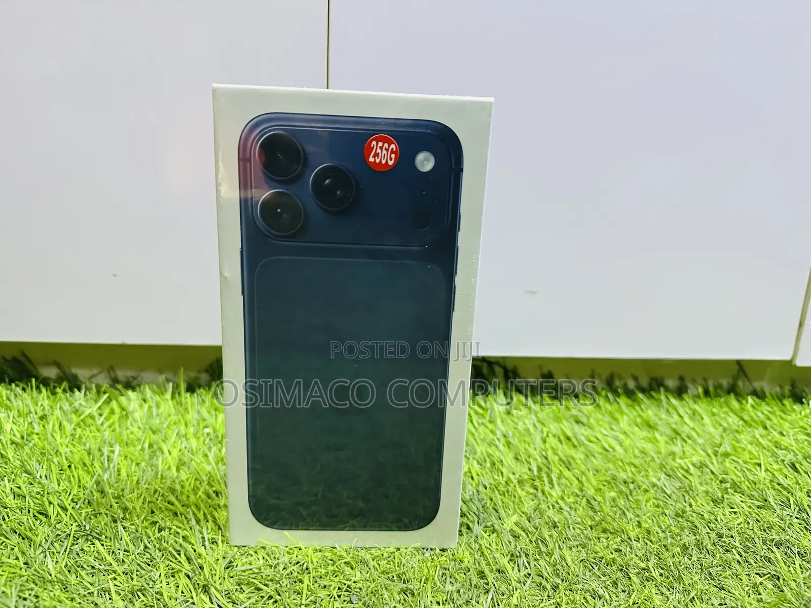 New Apple iPhone 17 Pro Max 256 GB Blue