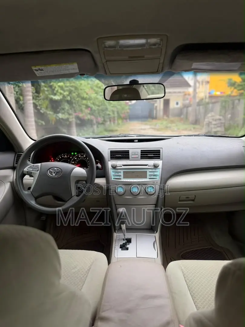 Toyota Camry LE 4dr Sedan (2.4L 4cyl 5A) 2007 Gold