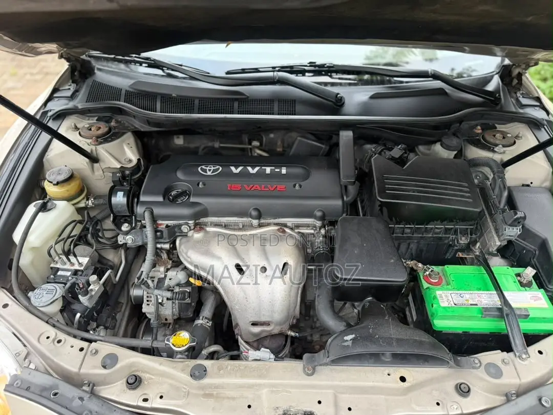 Toyota Camry LE 4dr Sedan (2.4L 4cyl 5A) 2007 Gold