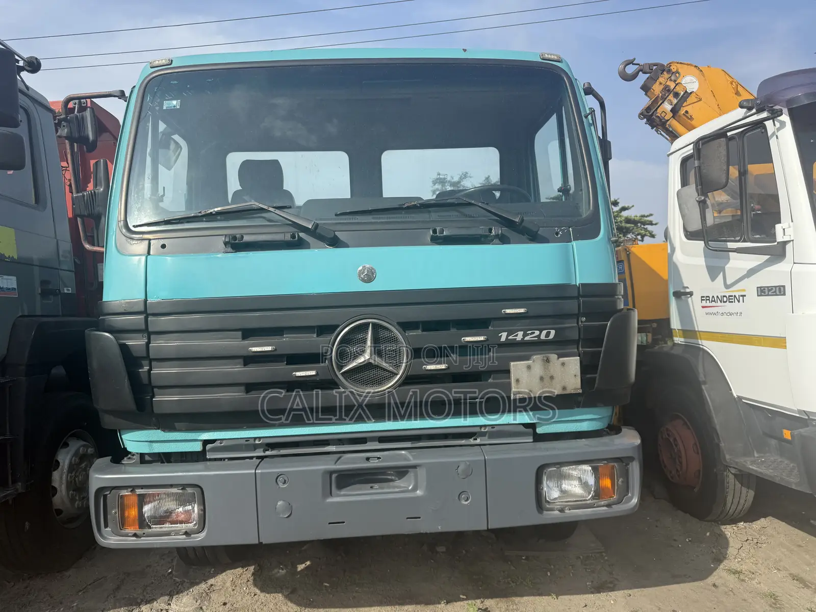 Mercedes-Benz Heavy-Duty Trucks 2005 Blue