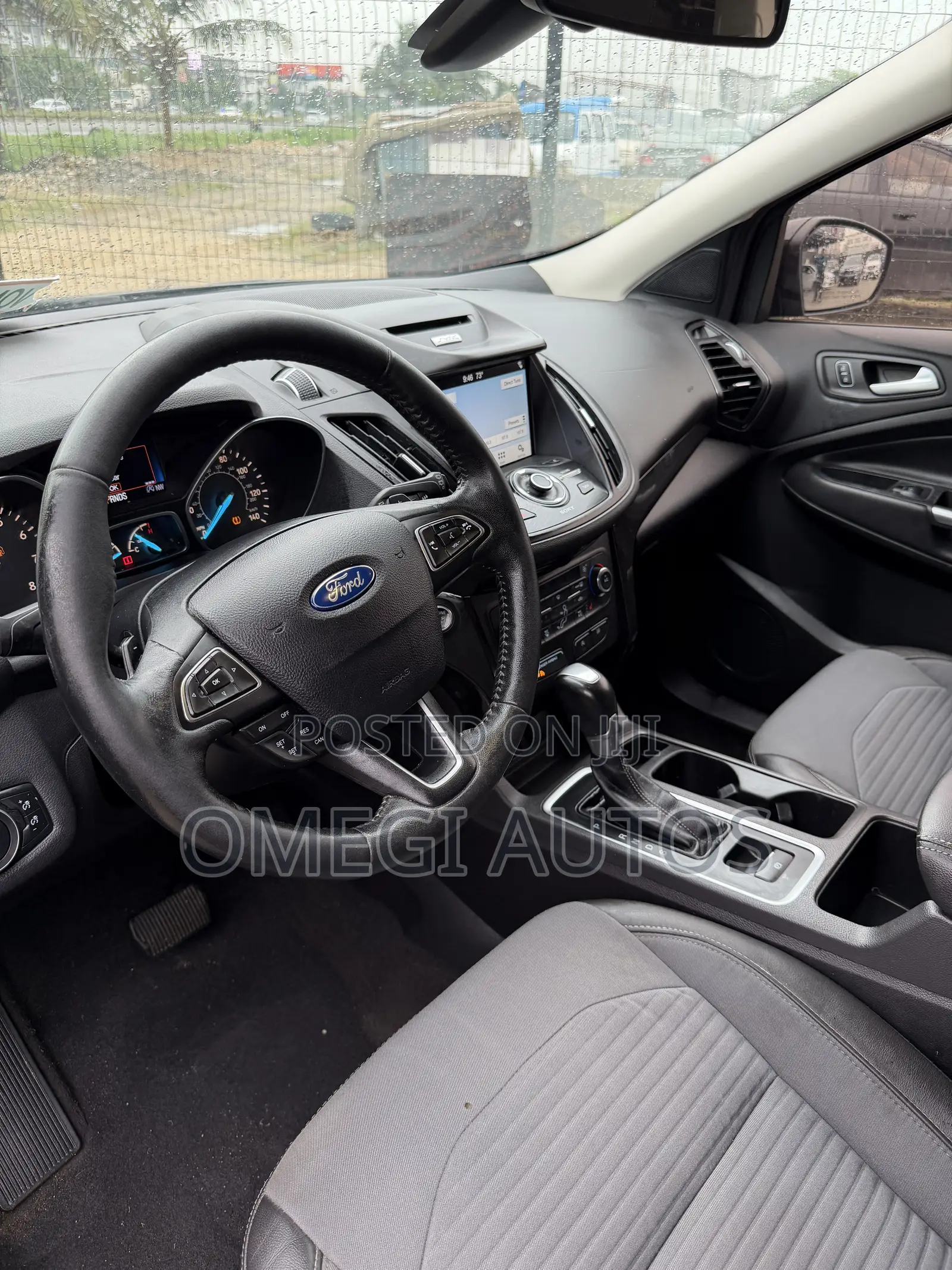 Ford Escape Titanium 4x4 2017 Gray