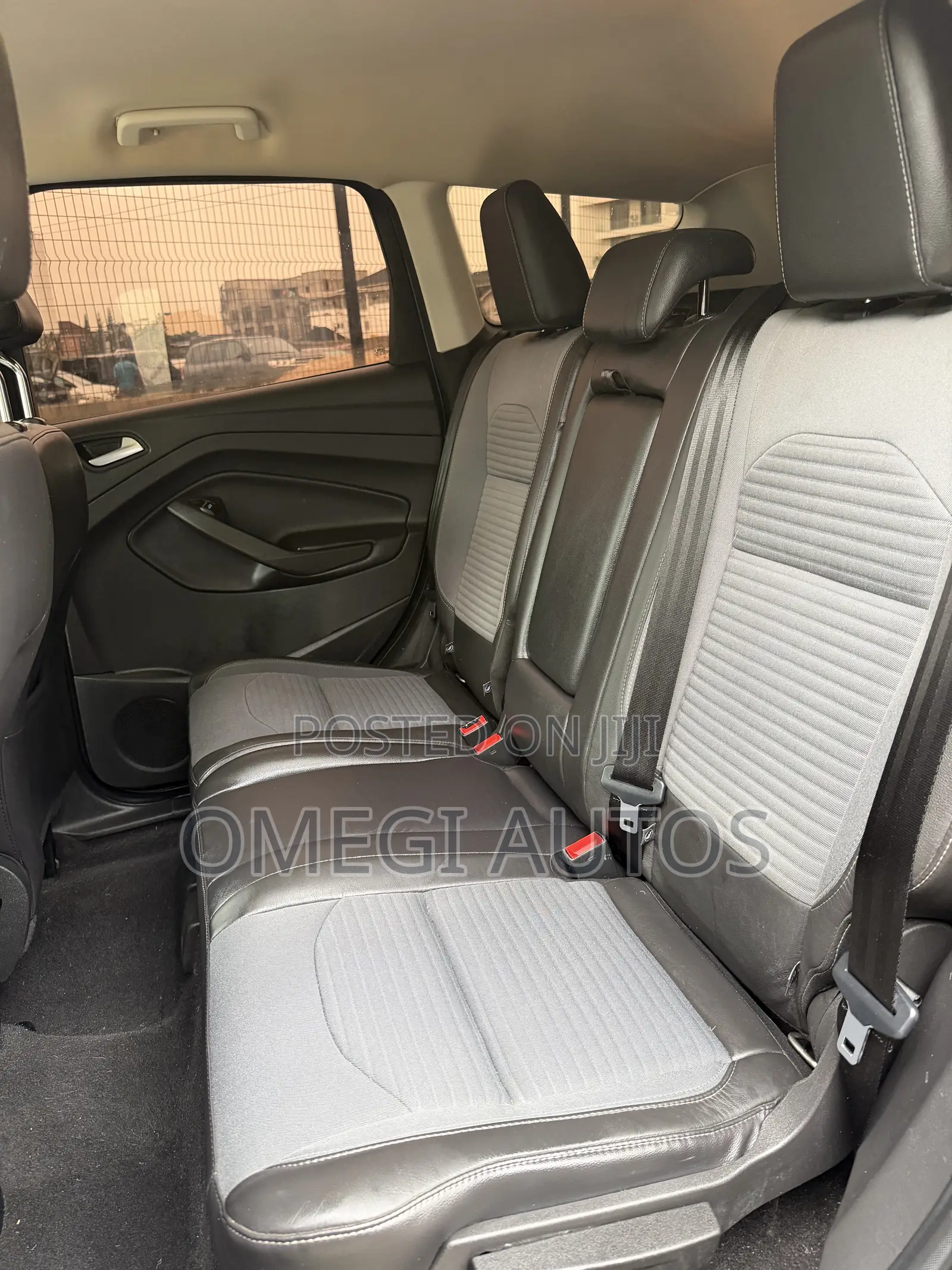 Ford Escape Titanium 4x4 2017 Gray