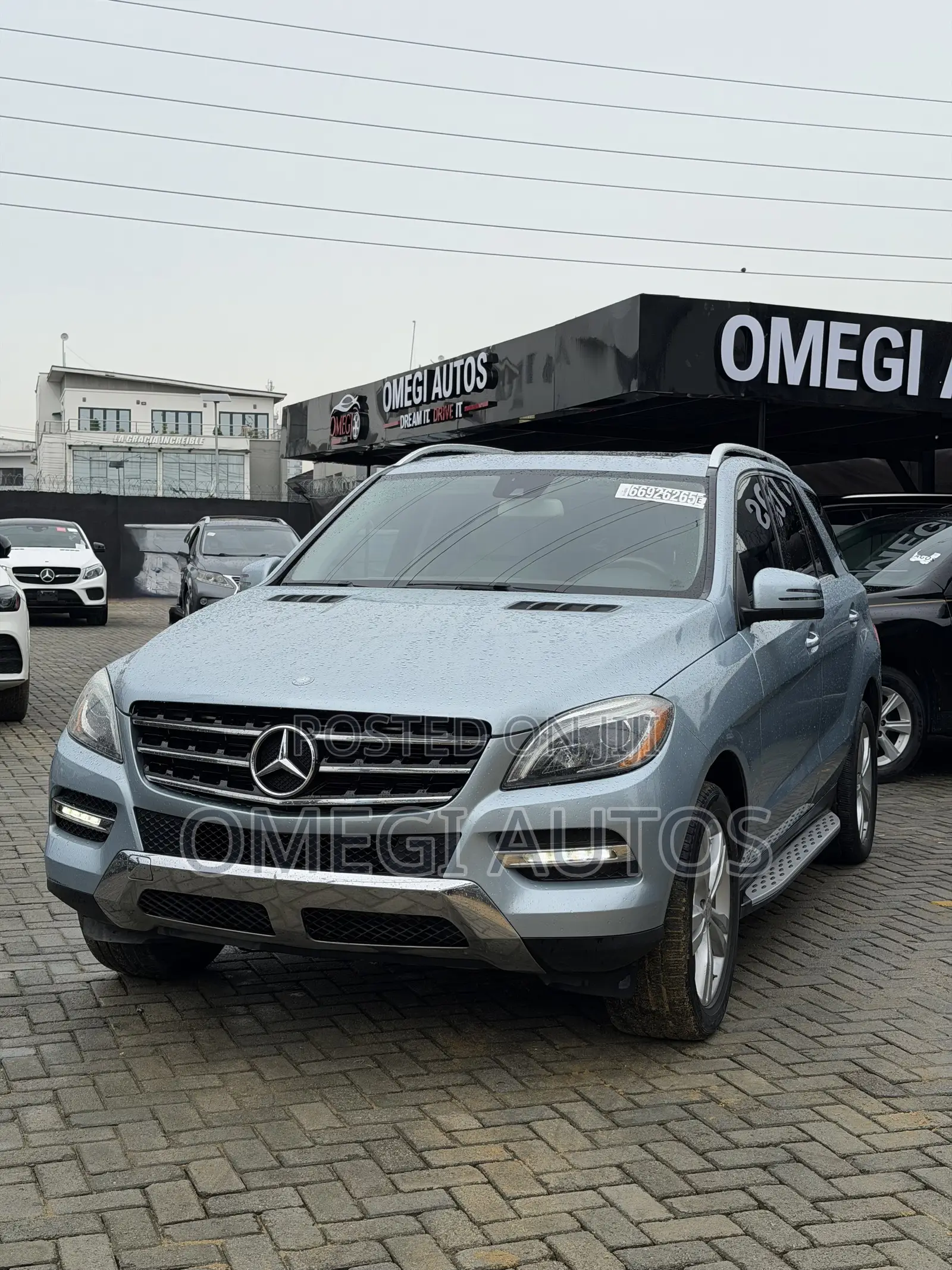 Mercedes-Benz M Class ML350 4MATIC 4dr SUV AWD (3.5L 6cyl 7A) 2015 Blue