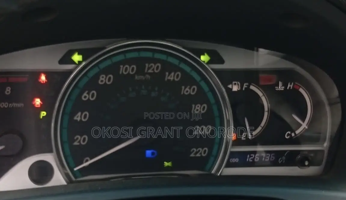 Toyota Camry XLE 4dr Sedan (2.4 4cyl 5A) 2008 Gray