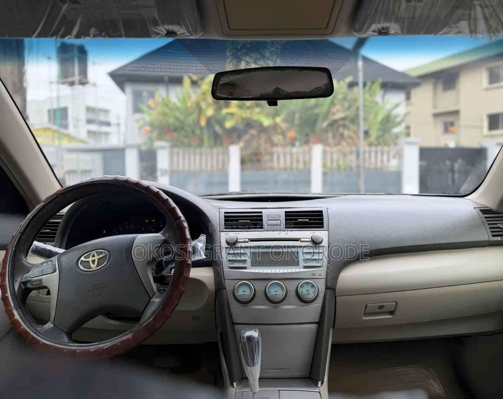 Toyota Camry XLE 4dr Sedan (2.4 4cyl 5A) 2008 Gray