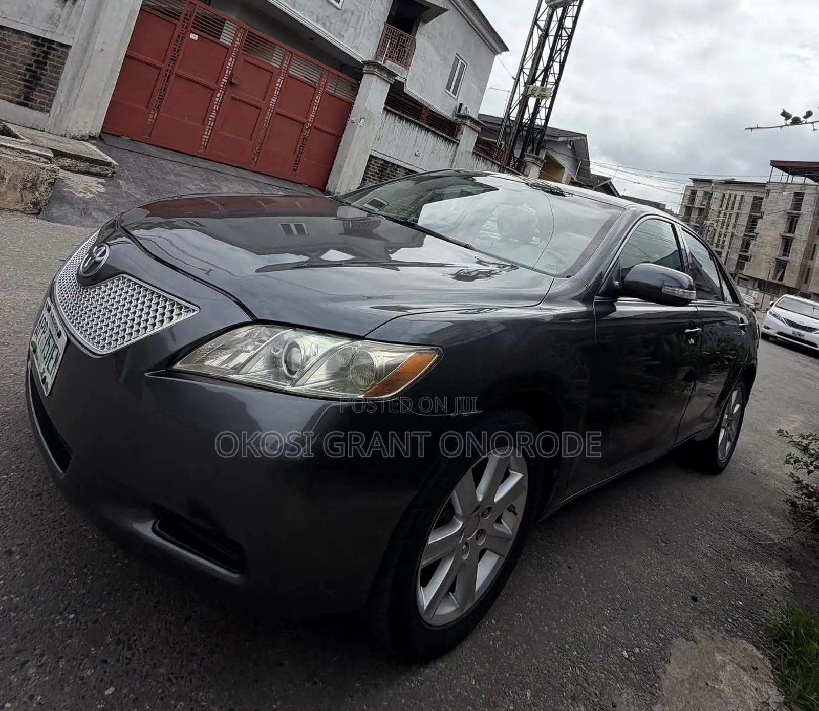 Toyota Camry XLE 4dr Sedan (2.4 4cyl 5A) 2008 Gray