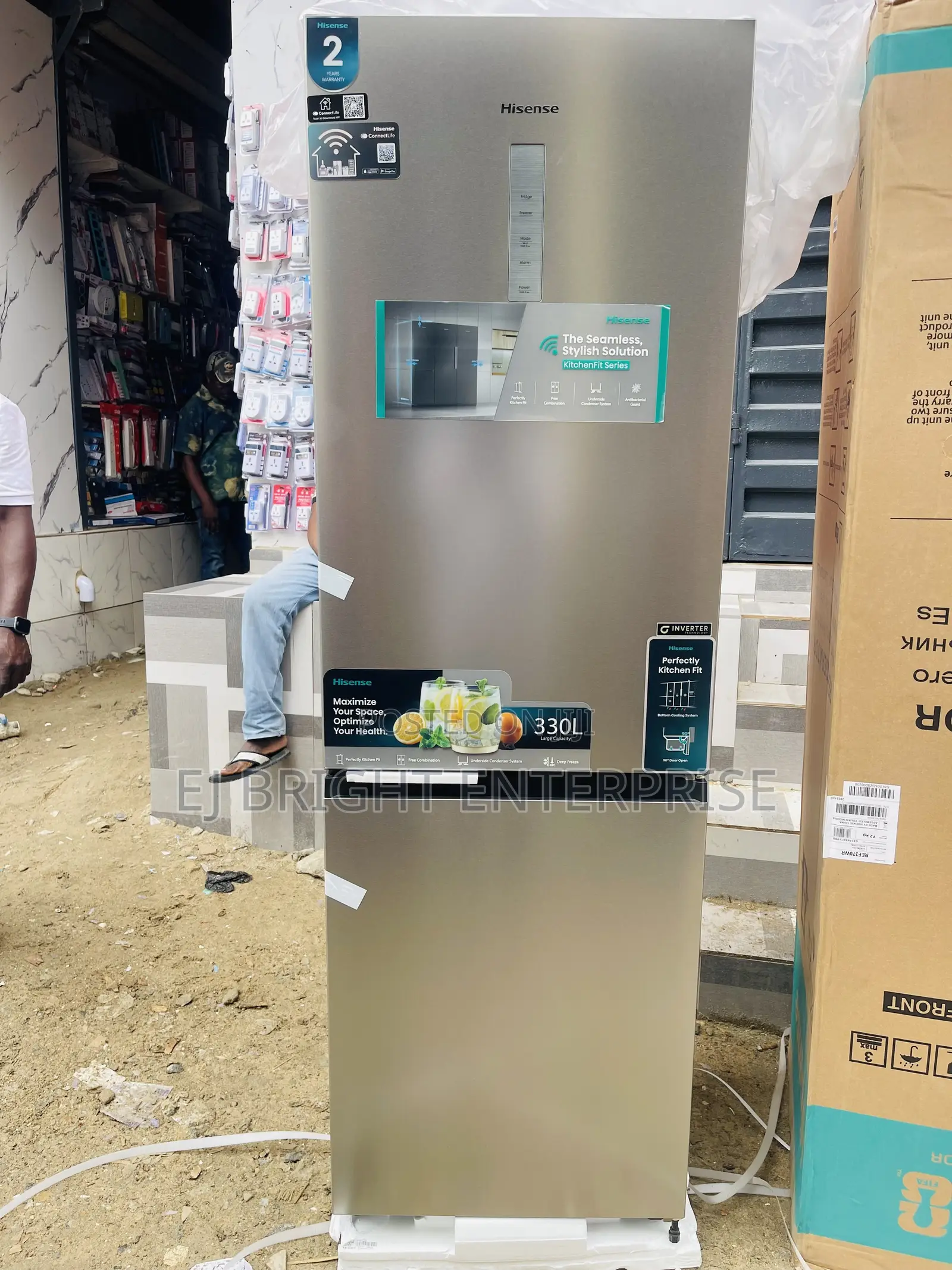 Hisense 310 Liters Double Door Bottom Mount Refrigerator | REF370WR