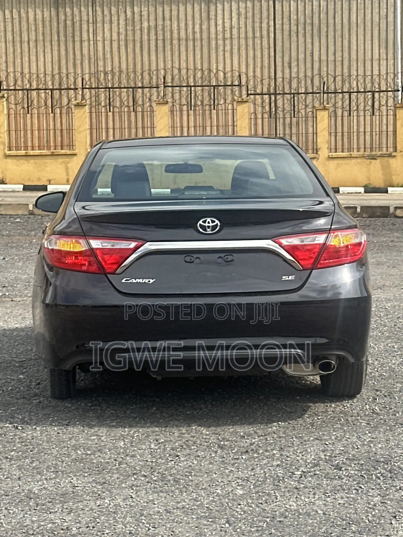 Toyota Camry SE 4dr Sedan (2.5L 4cyl 6A) 2015 Black
