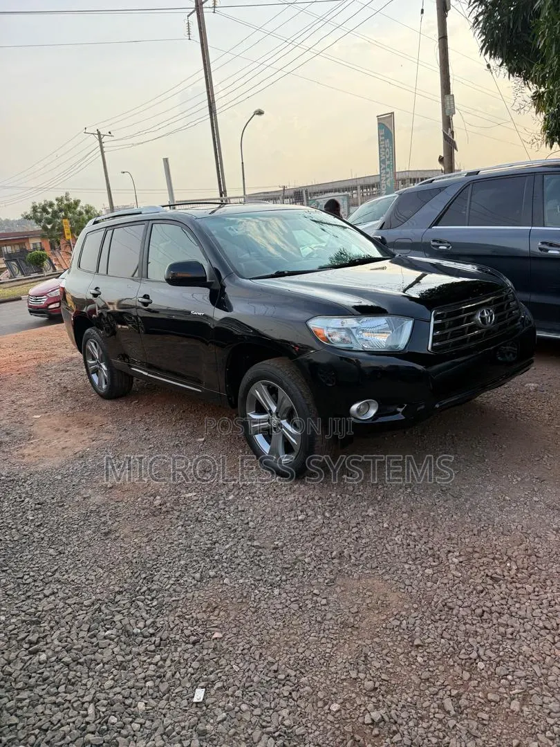 Toyota Highlander SE 2010 Black