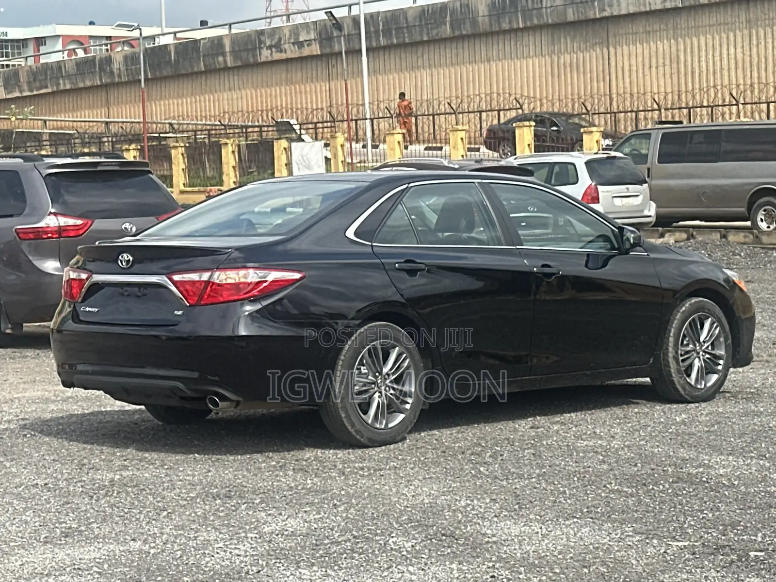 Toyota Camry SE 4dr Sedan (2.5L 4cyl 6A) 2015 Black
