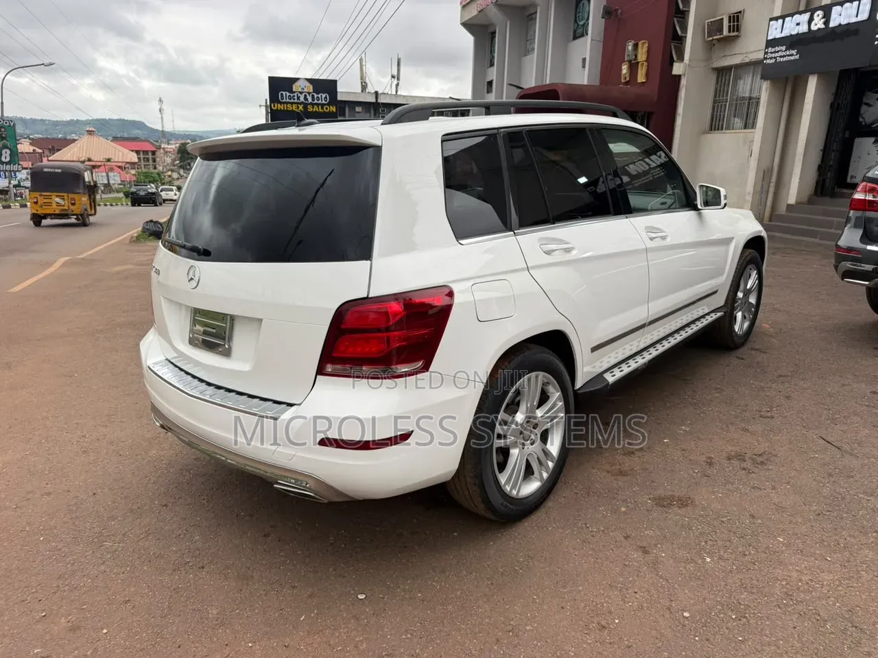 Mercedes-Benz GLK-Class 2014 Off white