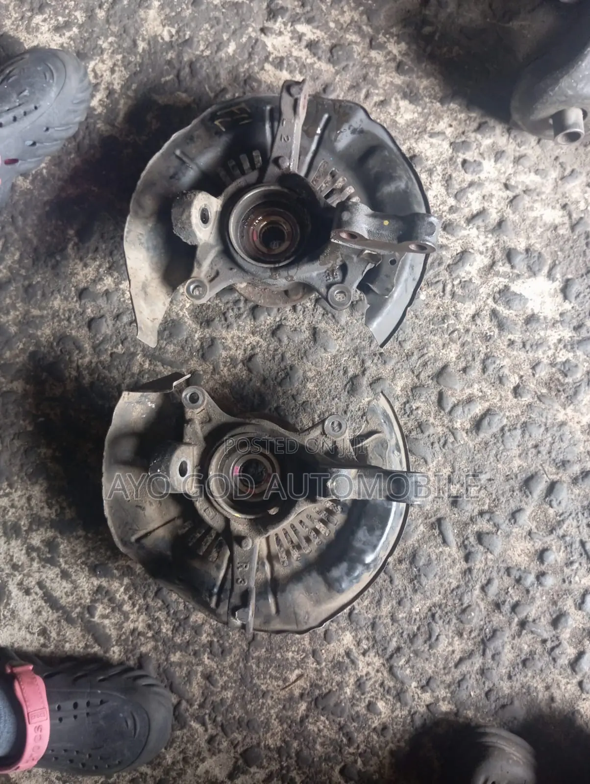 Front Hub Lexus Rx350