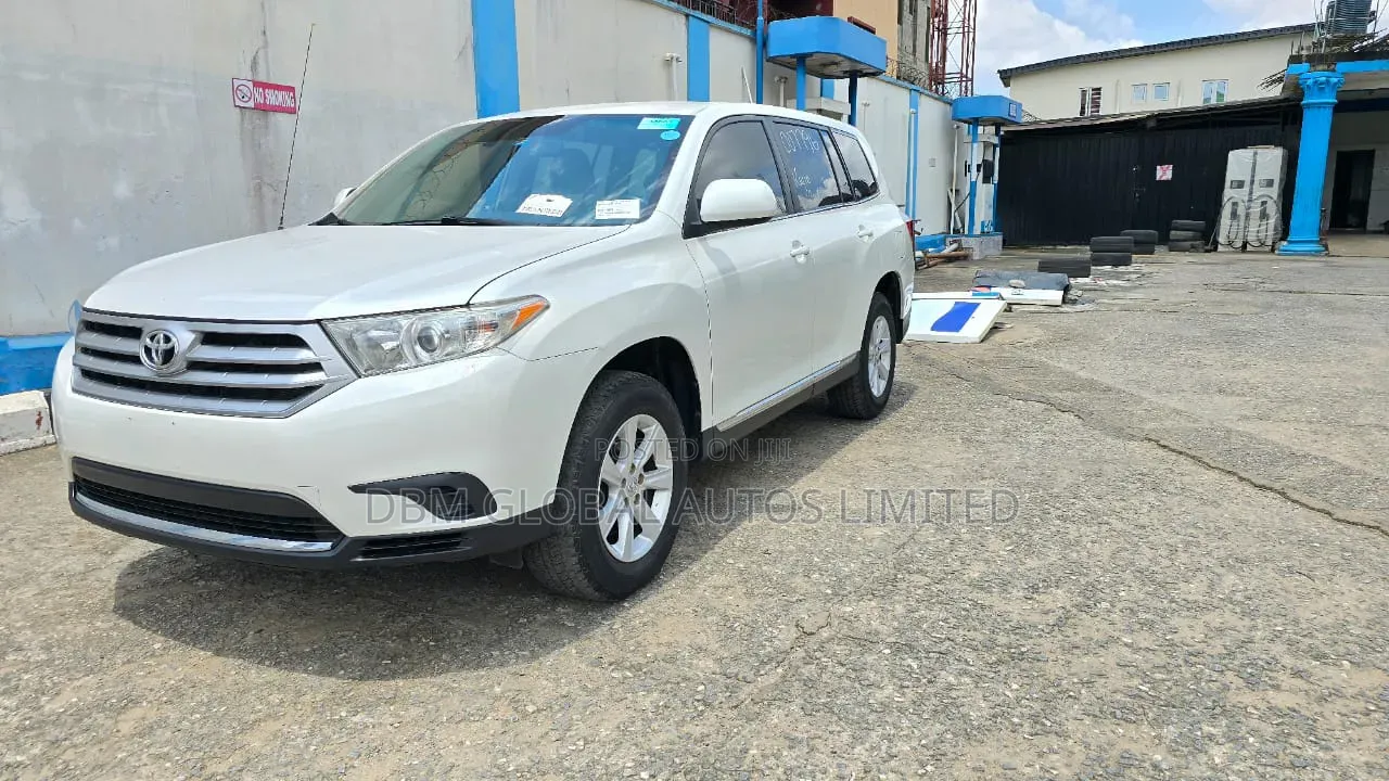 Toyota Highlander 2011 White