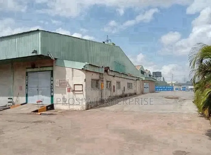 Prime Industrial/Commercial Warehouse Opportunity Off Oba Akran