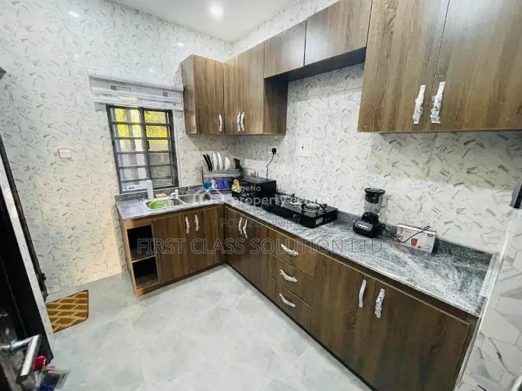 2 Bedroom Duplex