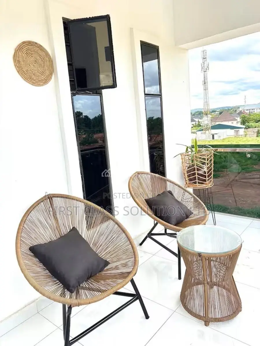 Oaksvale 3 Bedroom Afro Modern Duplex Apartment