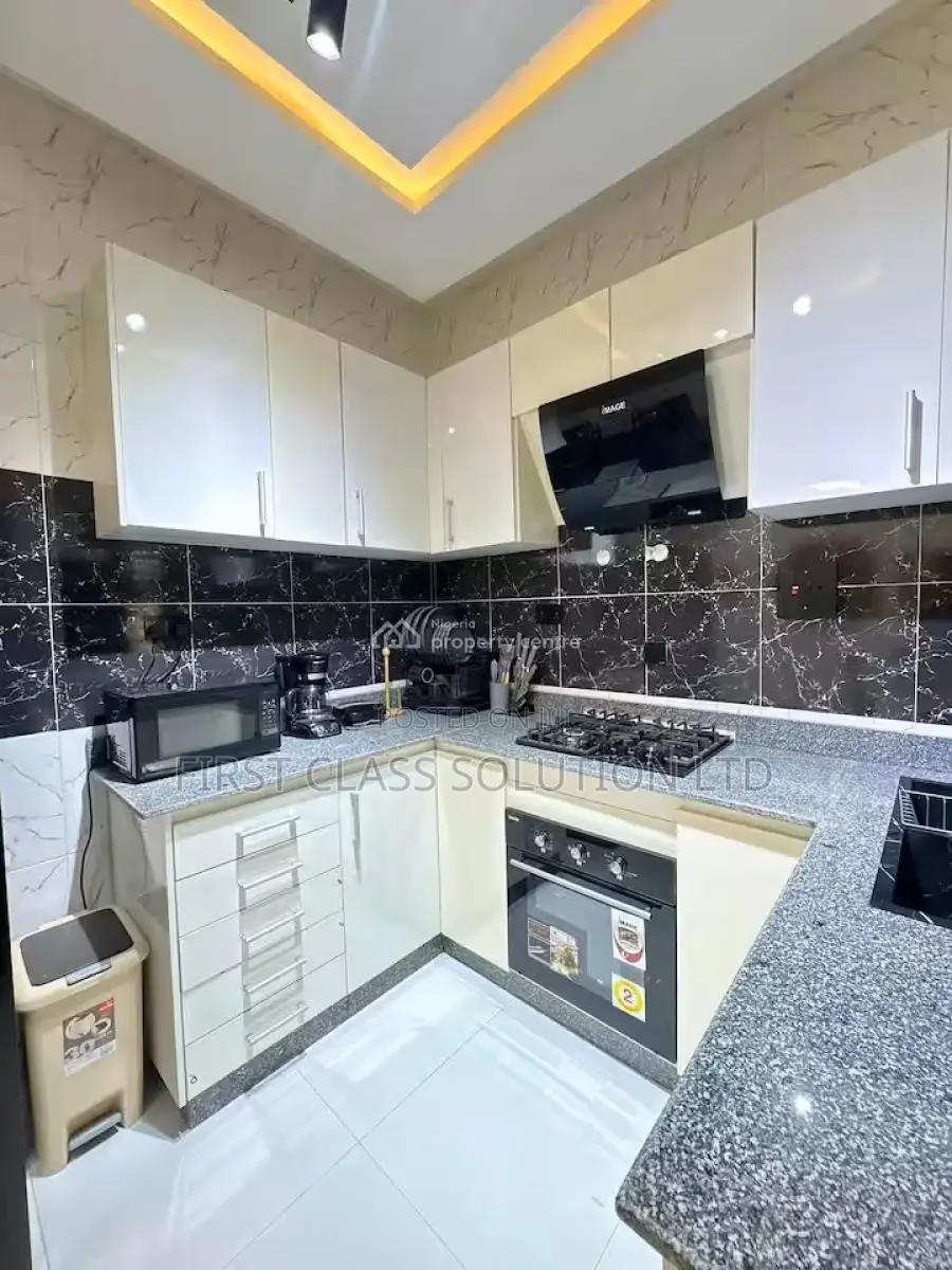 Oaksvale 3 Bedroom Afro Modern Duplex Apartment