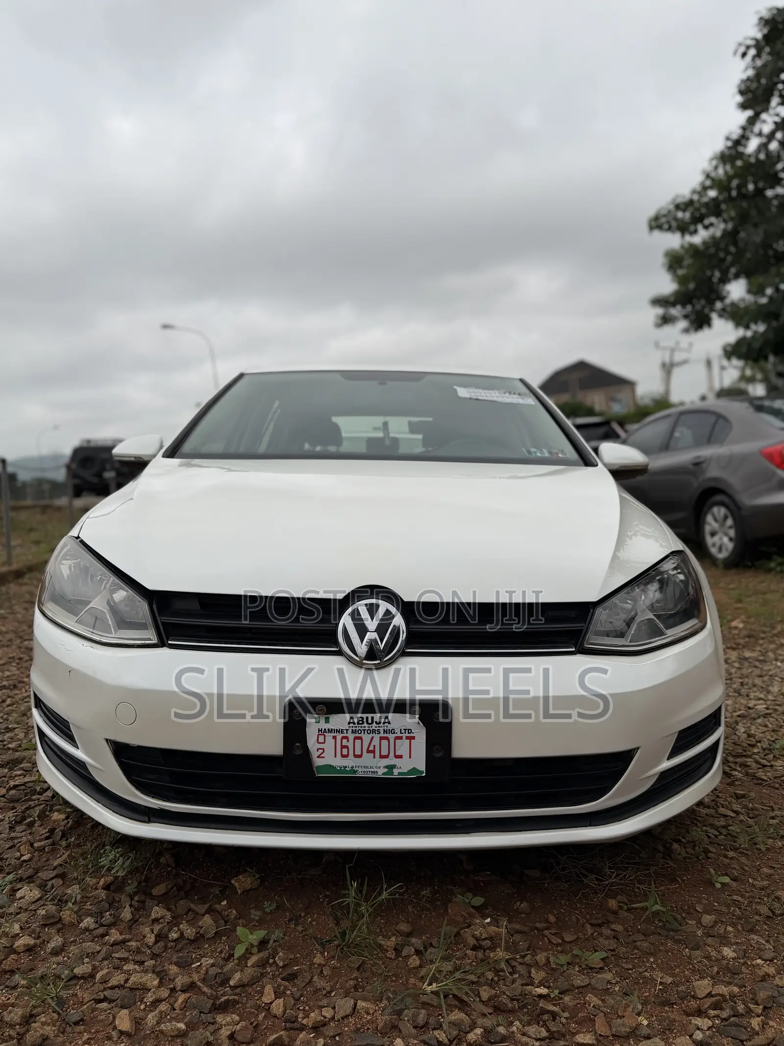 Volkswagen Golf TSI 2-Door FWD 2016 White