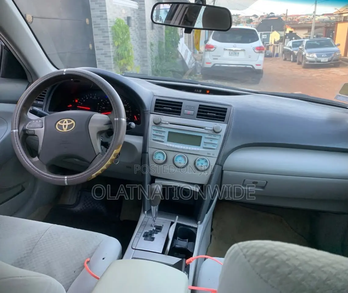 Toyota Camry 2008 Silver
