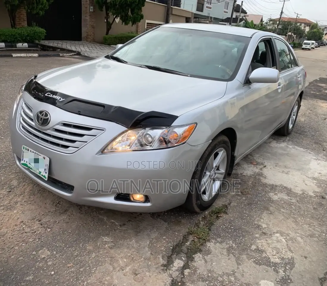 Toyota Camry 2008 Silver