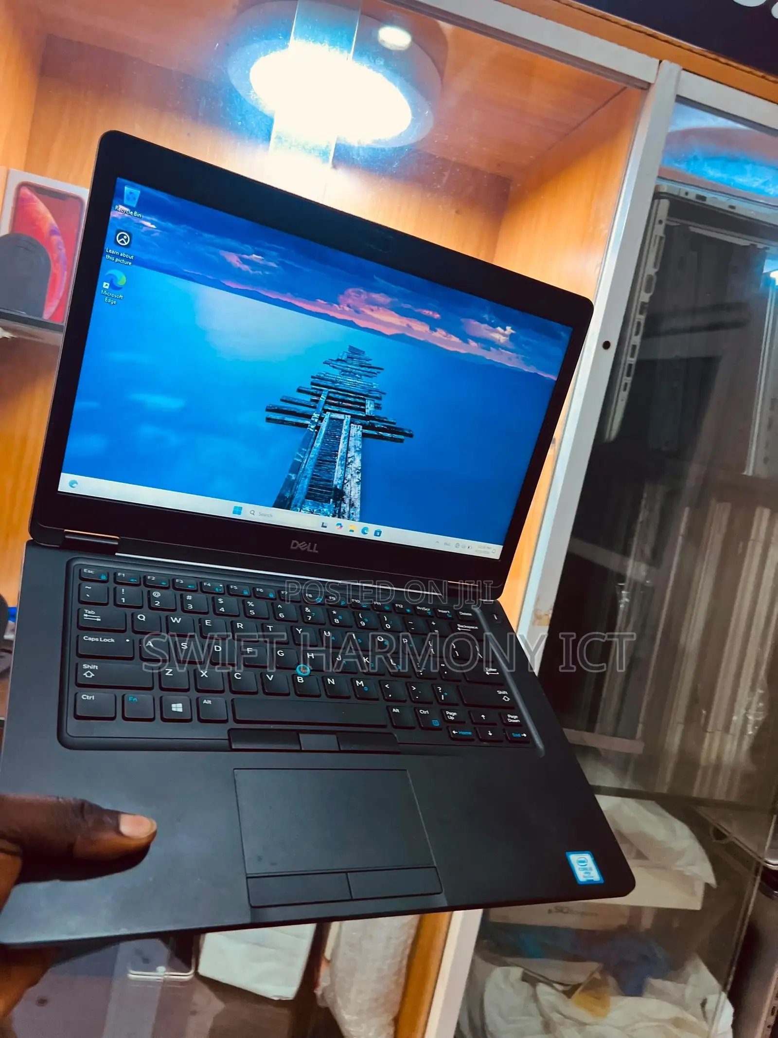 Laptop Dell Latitude 5490 8GB Intel Core i7 SSD 256GB