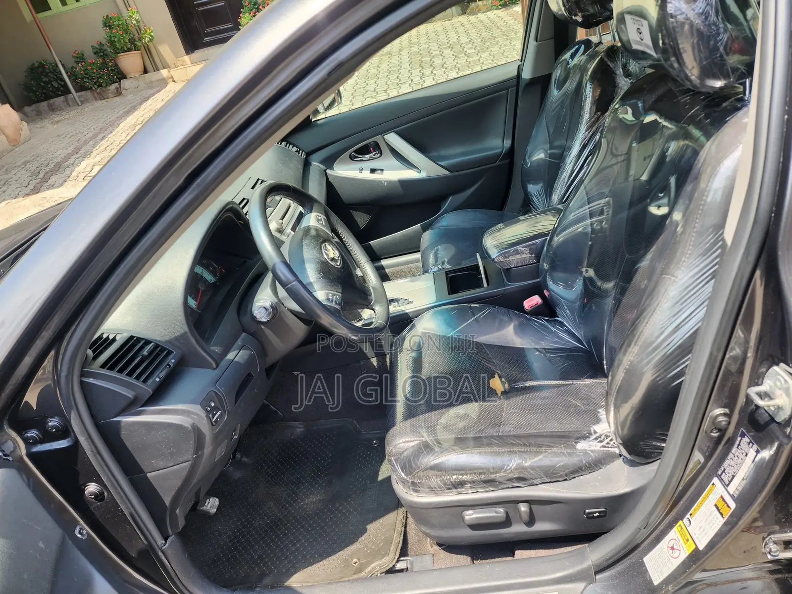 Toyota Camry SE 4dr Sedan (2.5L 4cyl 6AM) 2010 Gray
