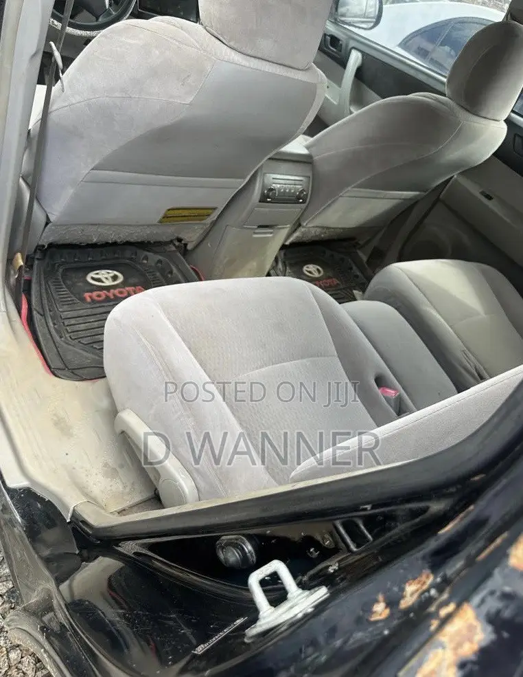 Toyota Highlander 2010 Black