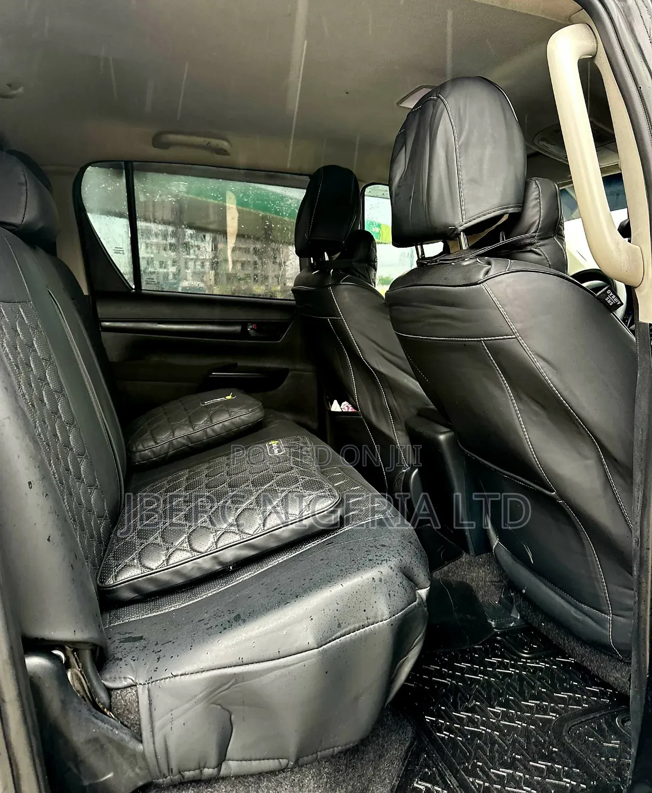 Toyota Hilux 2025 Black