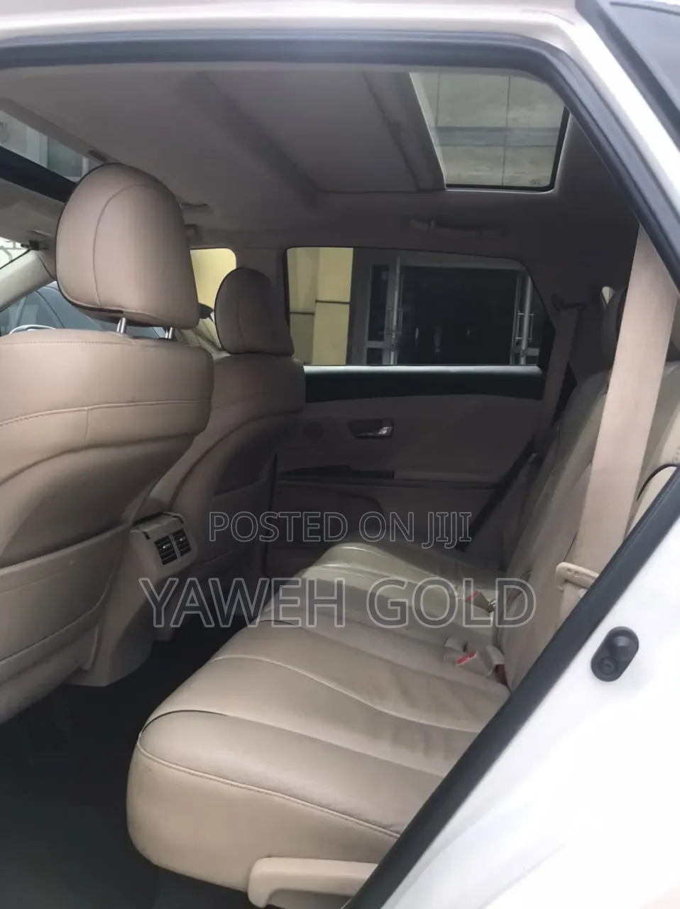 Toyota Venza XLE 2009 White