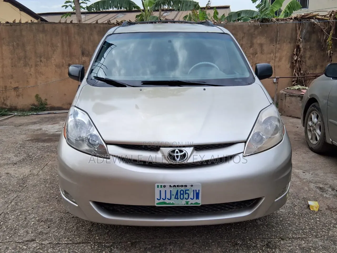 Toyota Sienna 2006 Gold