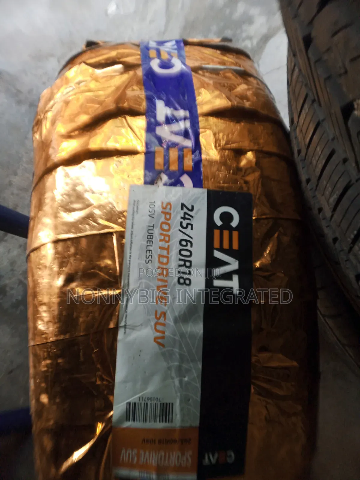 Ceat Tyres 245/60*18