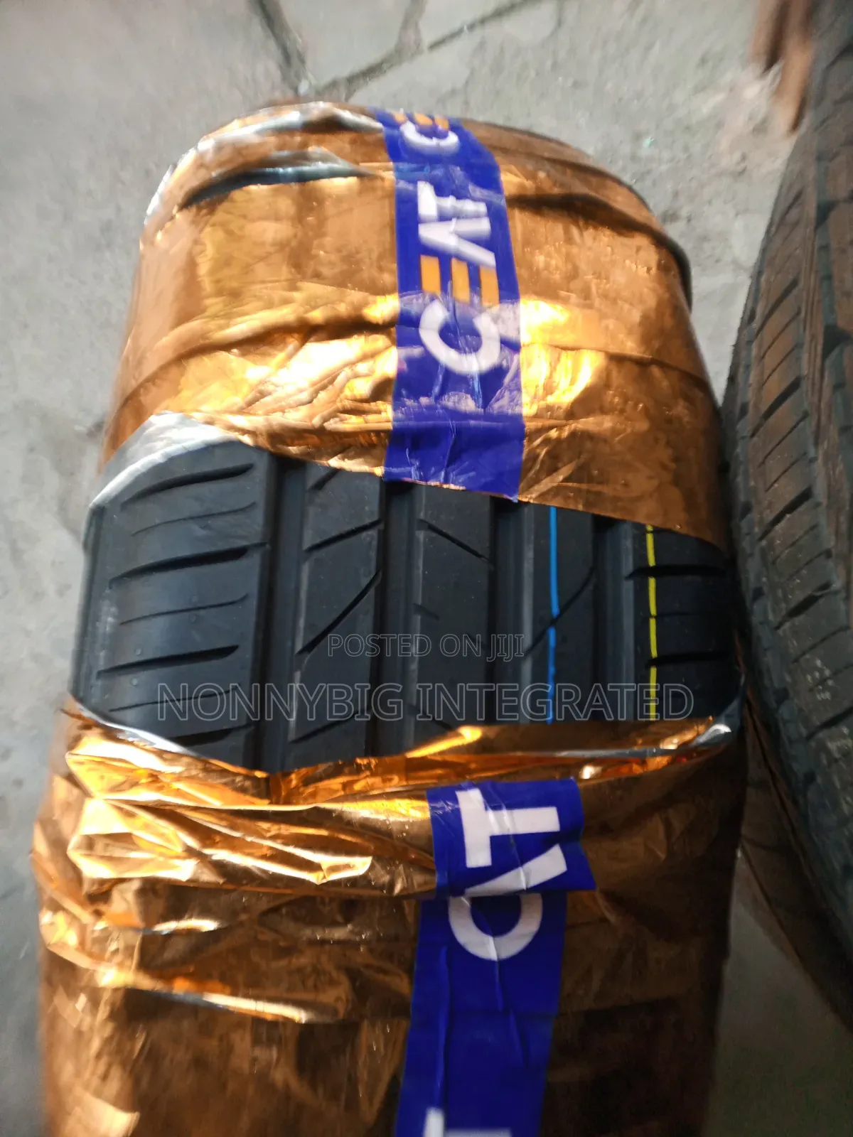 Ceat Tyres 245/60*18
