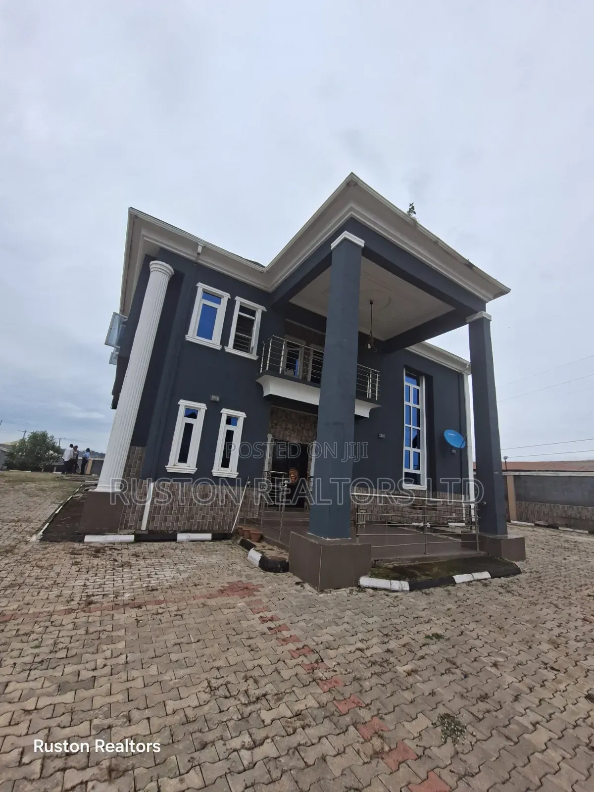 Furnished 5bdrm Duplex in Akala Express for sale