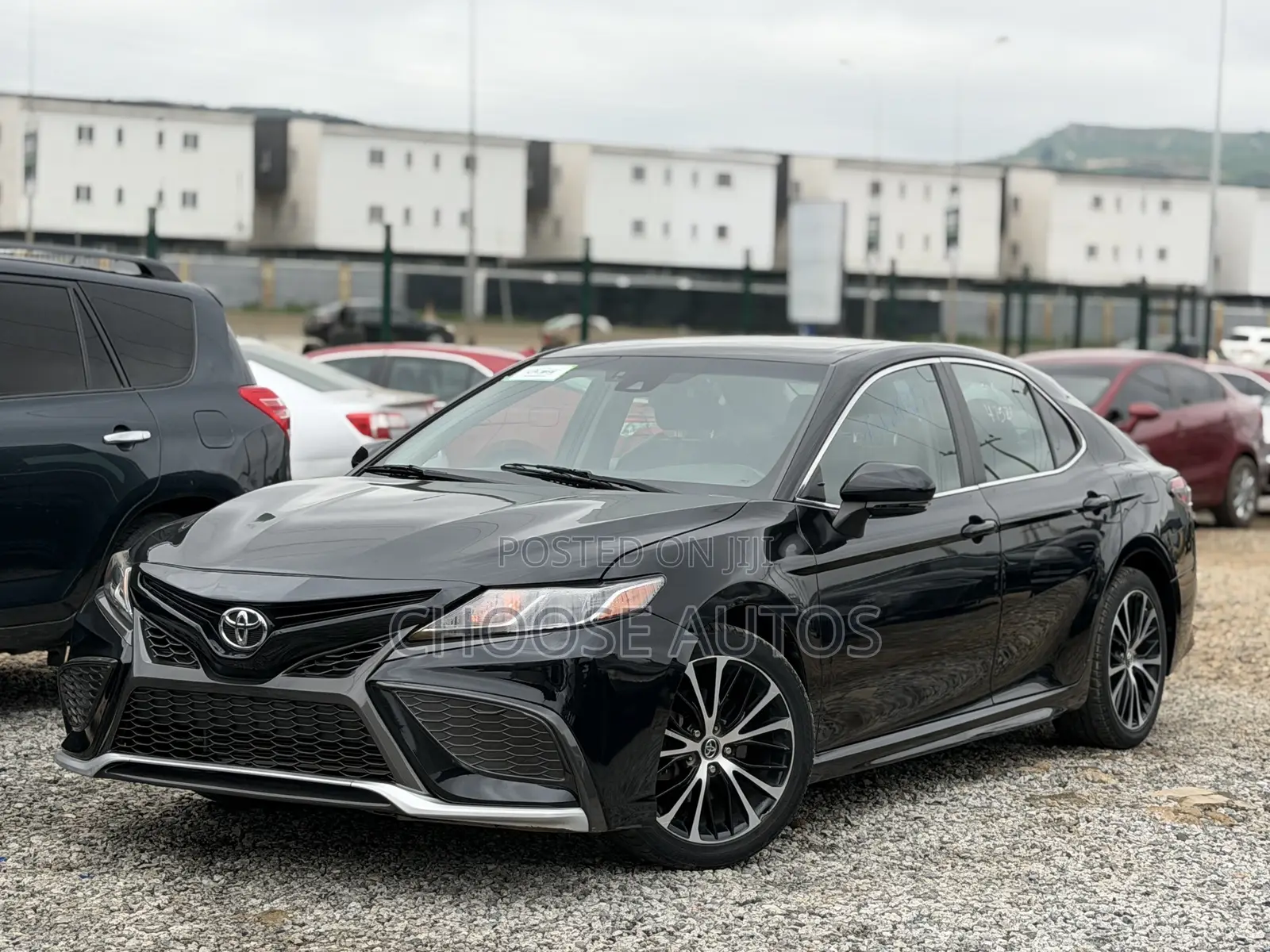 Toyota Camry SE (2.5L 4cyl 8A) 2019 Black