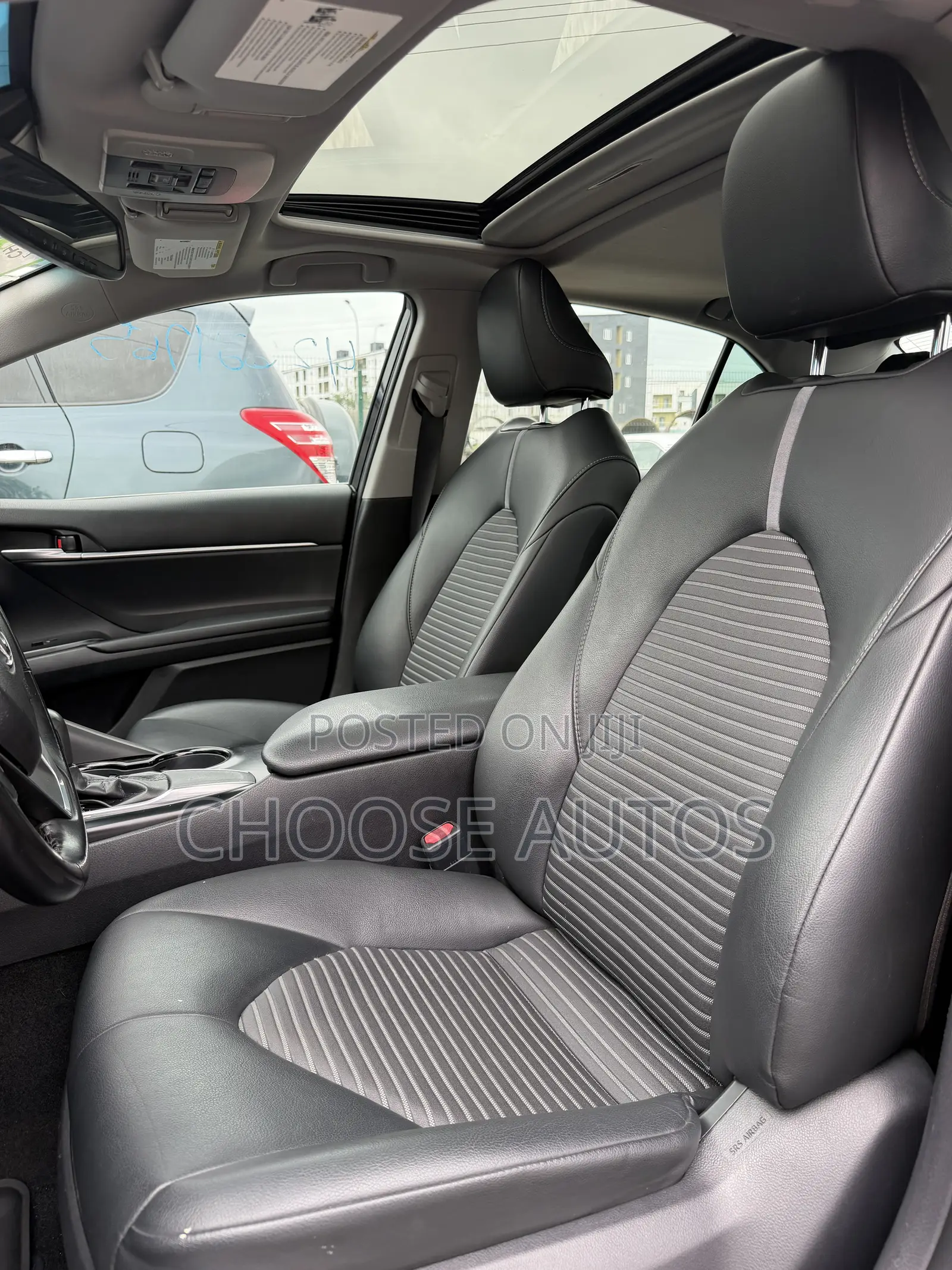 Toyota Camry SE (2.5L 4cyl 8A) 2019 Black