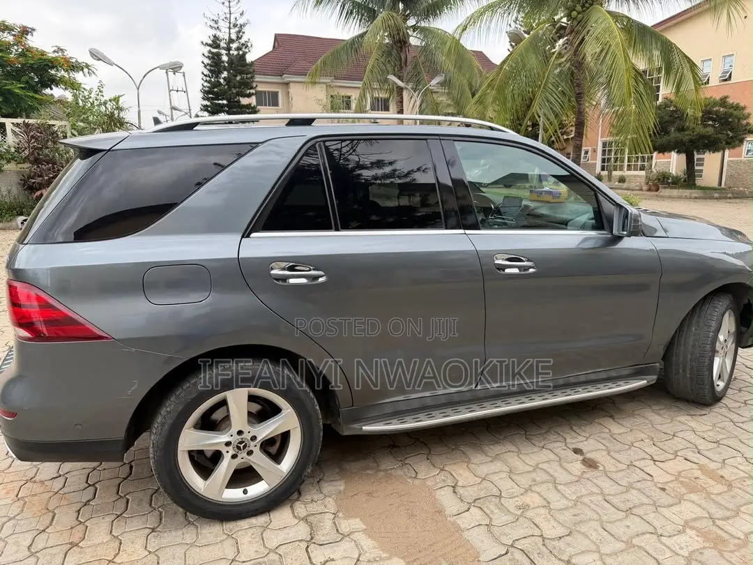Mercedes-Benz GLE-Class GLE 350 2018 Gray
