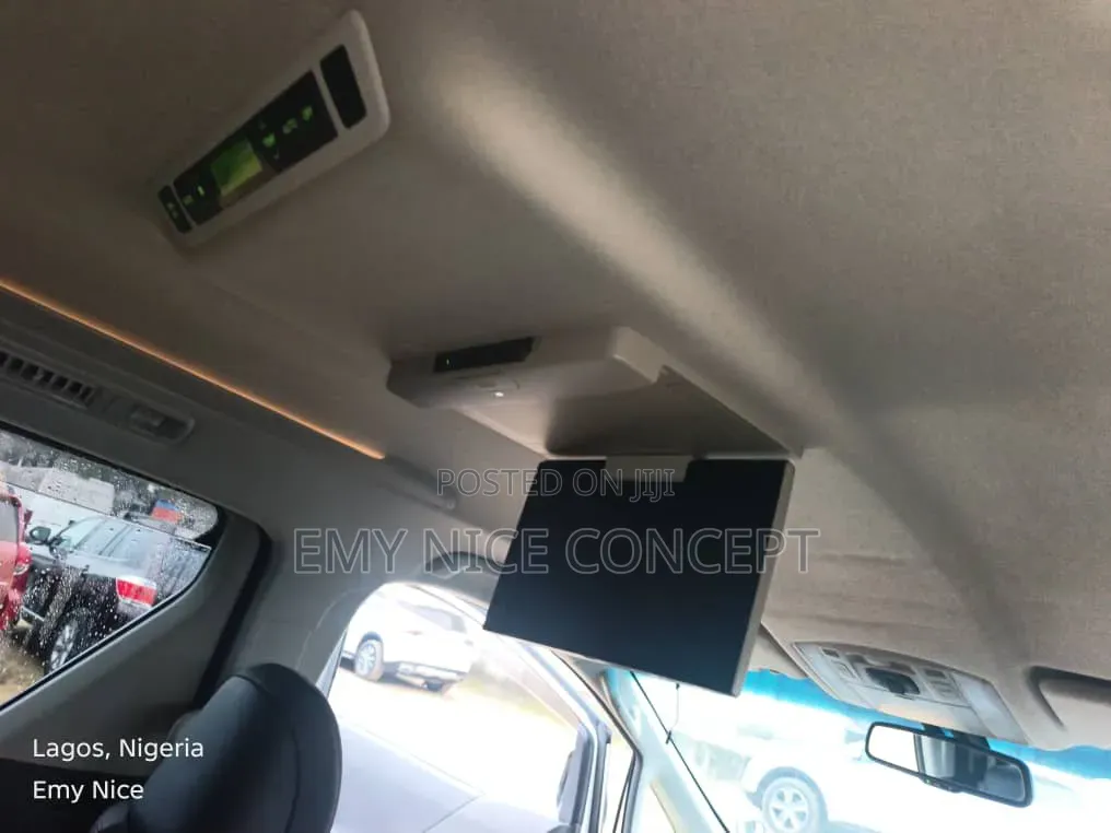 Toyota Vellfire 2013 White