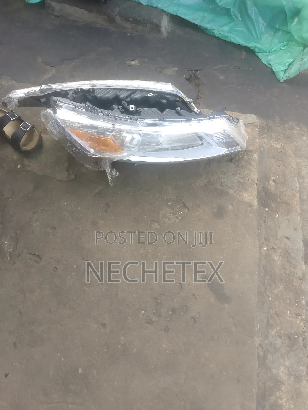 Head Lamp 2014 Honda Crosstour New One