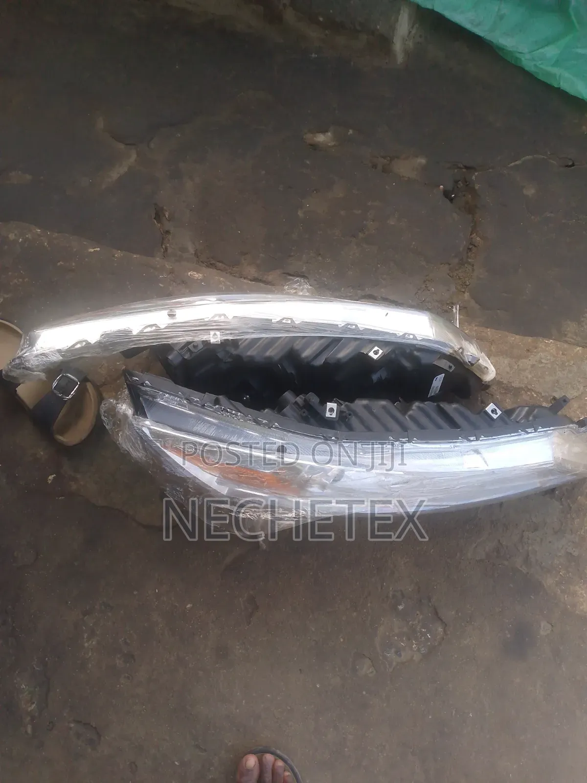 Head Lamp 2014 Honda Crosstour New One