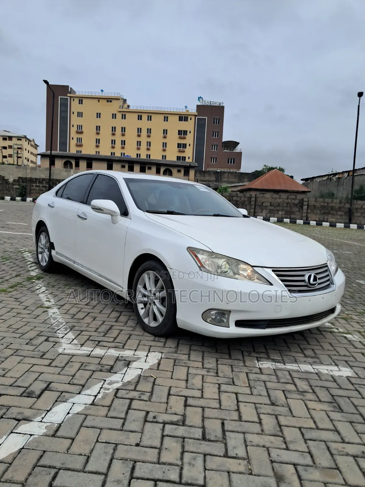 Lexus ES 2012 White