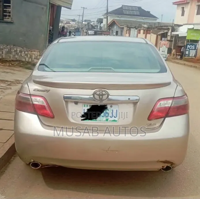 Toyota Camry 2008 Gold