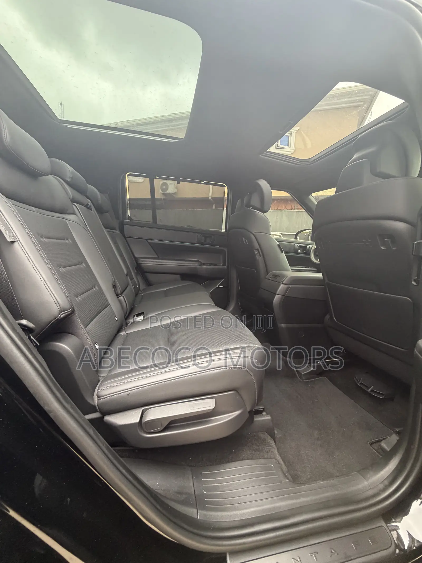 Hyundai Santa Fe Calligraphy AWD 2025 Black