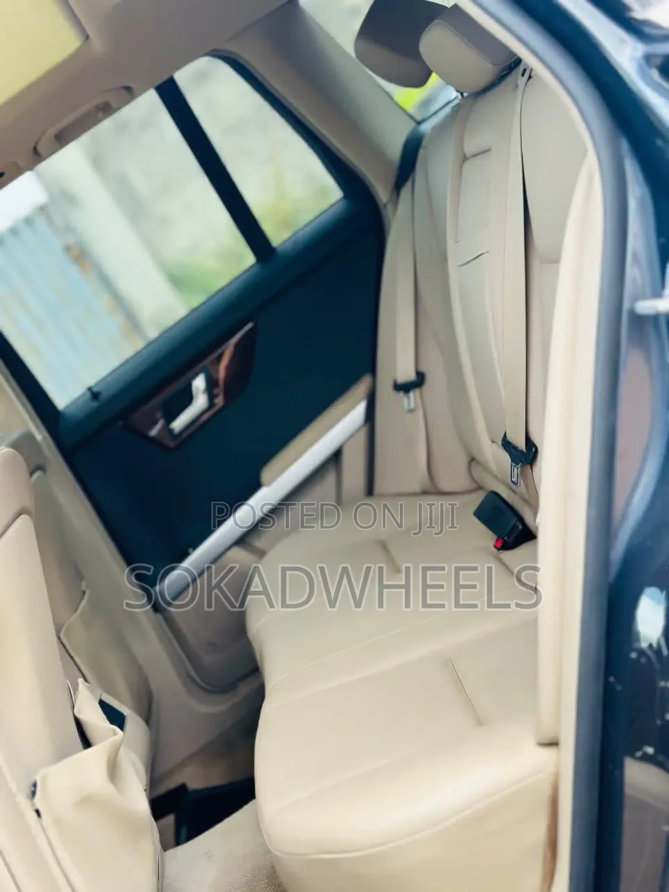 Mercedes-Benz GLK-Class 2011 Gray