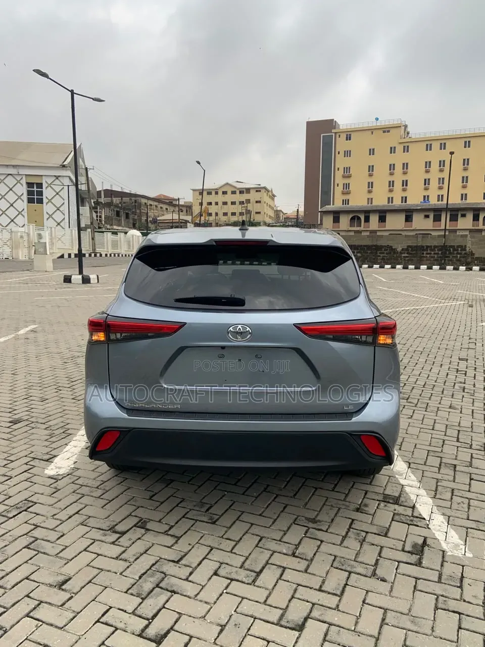 Toyota Highlander 2022 Blue